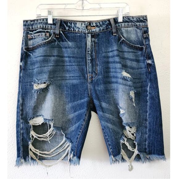 Fashion Nova Bali High Rise Distressed Bermuda Shorts Jrs 15 - Picture 2 of 7